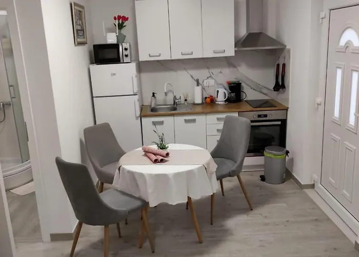 With Parking Space Seget Donji, - 23533 Apartman